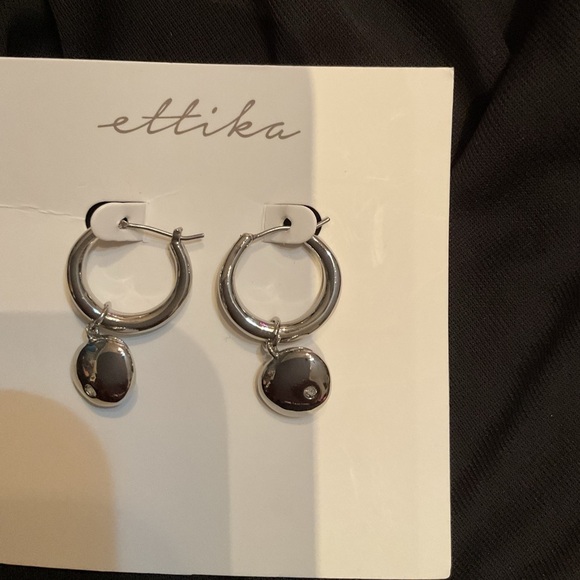 ettika Polished Pebble Huggie Hoop Earrings - Picture 2 of 4